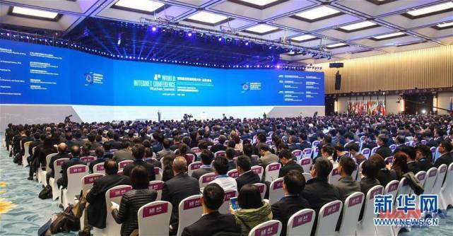 推動信息化和工業(yè)化深入融合(兩化融合）